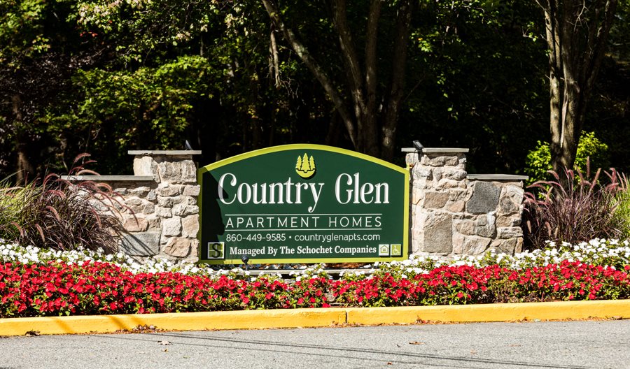 Country Glen Apartments Apartments in Groton, CT